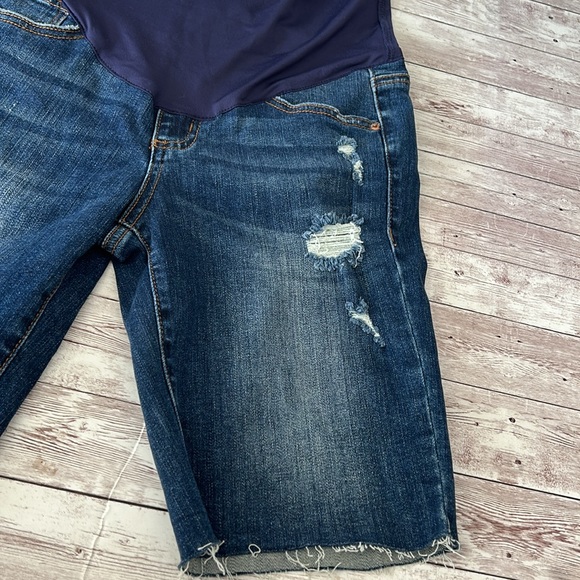 PinkBlush Blue Distressed Maternity Full Panel Bermuda Raw Hem Shorts - Picture 6 of 10